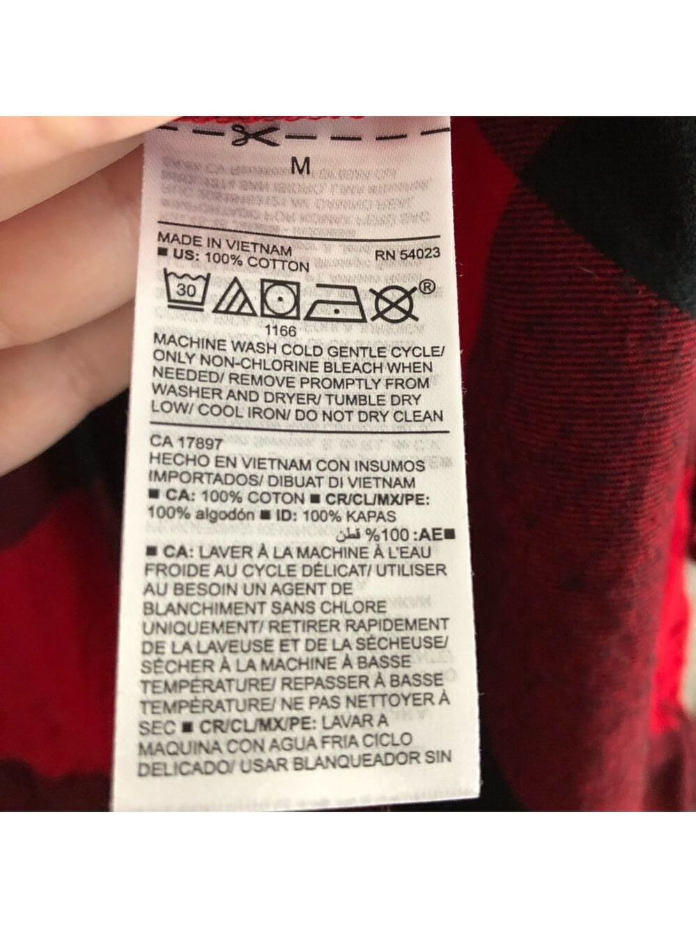 old Navy size Med Red and black buffalo plaid button down shirt - Picture 5 of 5
